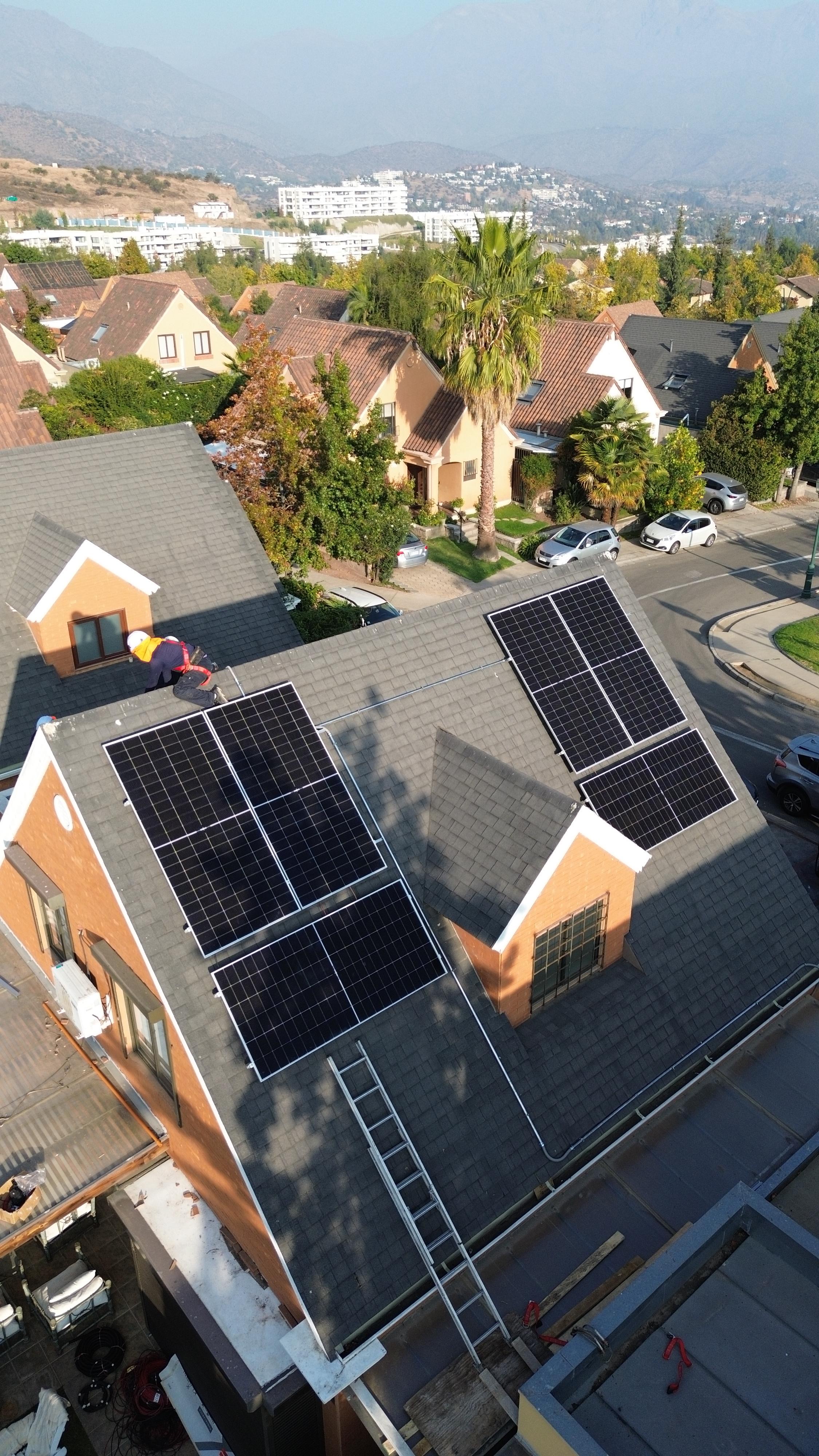 Lo Barnechea — 12 paneles 5kWh